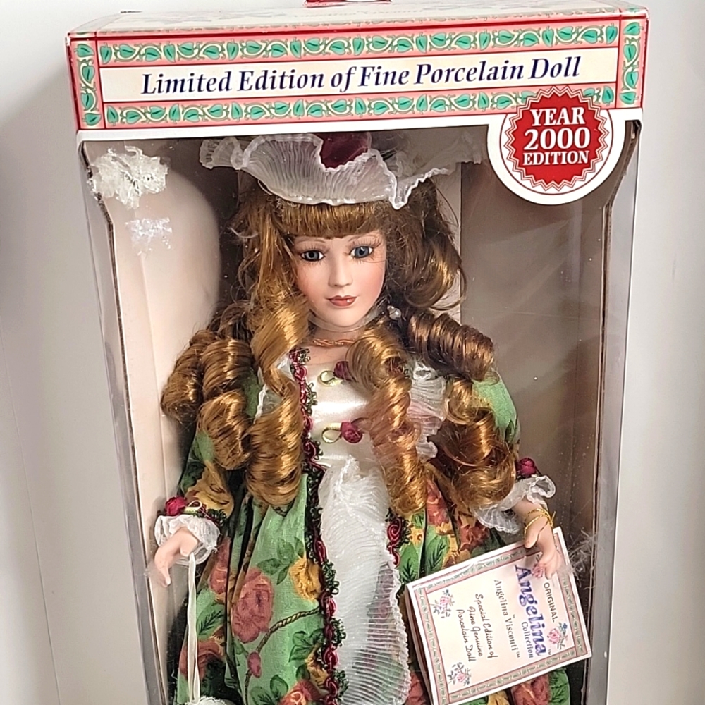 New limited edition angelina doll 2000